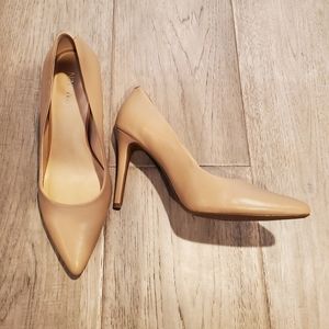 NWOT  Nine West leather heels,  size 8M